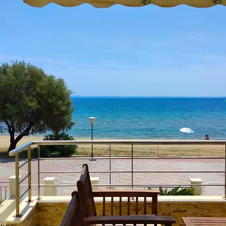 펜션 Porto Maria Beachfront 게라크니