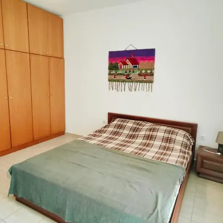 Prázdninový dům Porto Maria Beachfront *